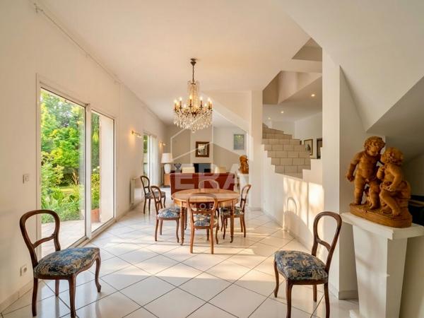 A VENDRE -MAS DE CARACTÈRE À CABESTANY , 330 M² HABITABLE ,PISCINE ET INTIMITÉ ABSOLUE