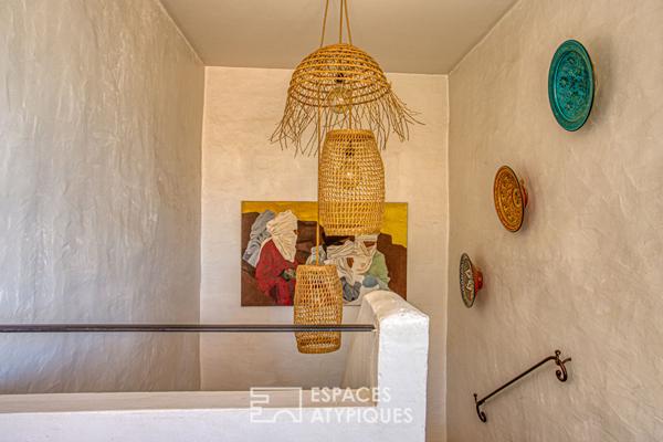 Retour aux sources, maison de village avec terrasse et sa vue