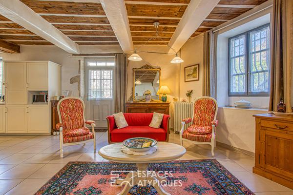 Retour aux sources, maison de village avec terrasse et sa vue