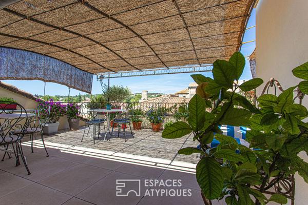 Retour aux sources, maison de village avec terrasse et sa vue