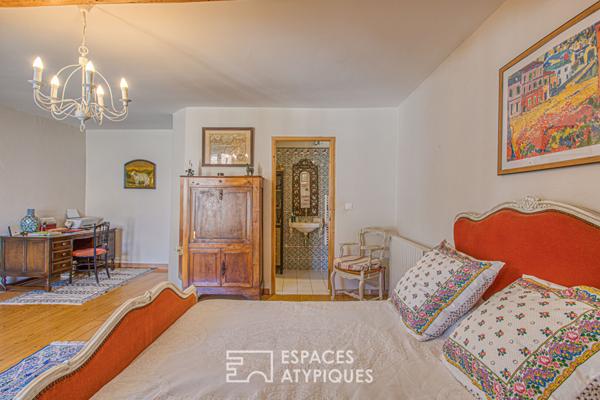 Retour aux sources, maison de village avec terrasse et sa vue