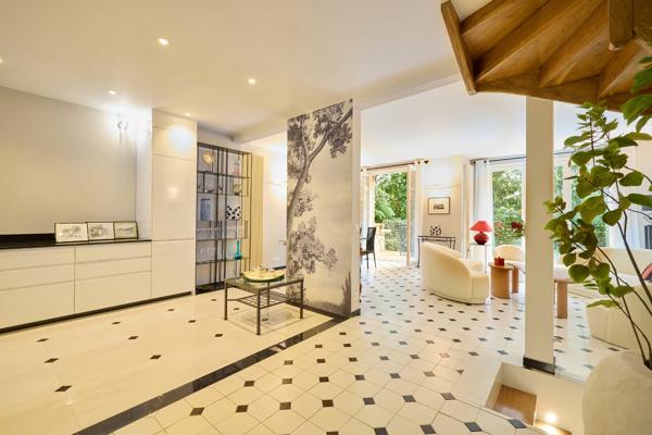 Location maison meublée ou vide, Paris 75016, 250 m²,  4 chambres- HAMEAU BOILEAU