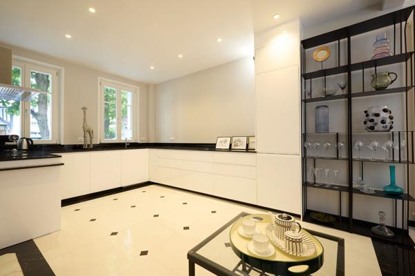 Location maison meublée ou vide, Paris 75016, 250 m²,  4 chambres- HAMEAU BOILEAU