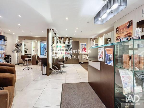 Boutique/Local commercial à vendre 162 m² Dourdan