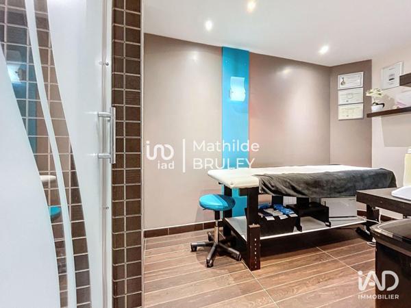 Boutique/Local commercial à vendre 162 m² Dourdan