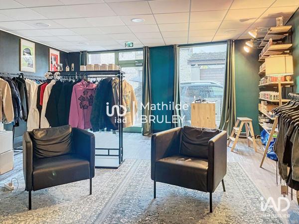 Boutique/Local commercial à vendre 162 m² Dourdan
