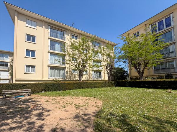 Appartement 4 pièce(s) 71.66 m2 Igny