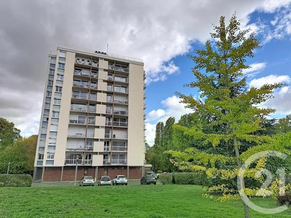 Appartement F5 à vendre  5 pièces - 102 m 2   CHARTRES  - 28
