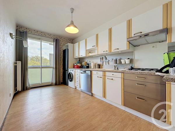 Appartement F5 à vendre  5 pièces - 102 m 2   CHARTRES  - 28