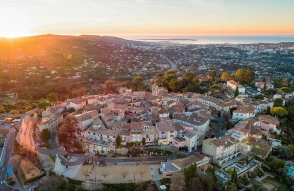 Mougins – Domaine privé – Villas neuves d’exception avec piscine