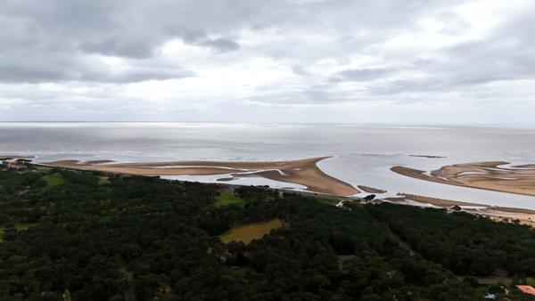 BEAU TERRAIN DE 1550 M2 PARC DE LA RESIDENCE A LA PALMYRE
