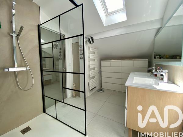 Maison à vendre 7 pièces 155 m² Saint-Médard-en-Jalles