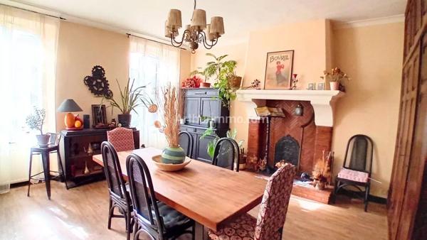Vente                                                      Propriété
                        
                     7 pièces                      334 m2                     à Castres
