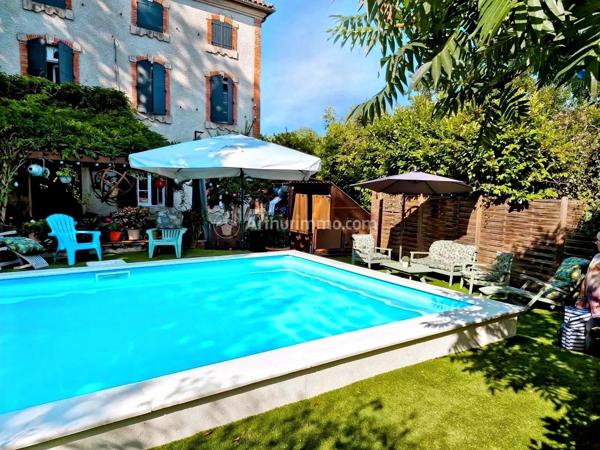 Vente                                                      Propriété
                        
                     7 pièces                      334 m2                     à Castres