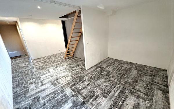 Maison à vendre    4 pièces •  Villemoustaussou