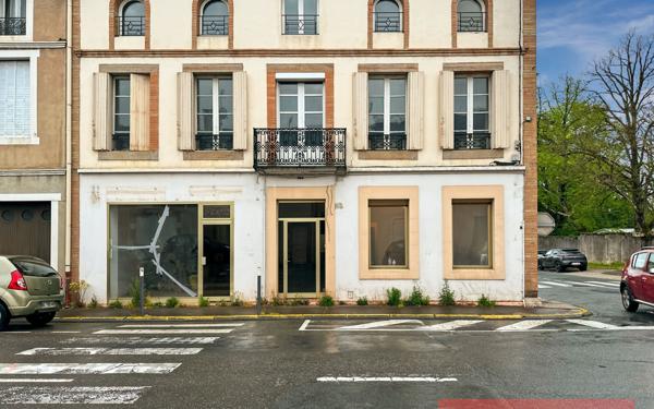 Maison à vendre    8 pièces • 429 m2 Graulhet