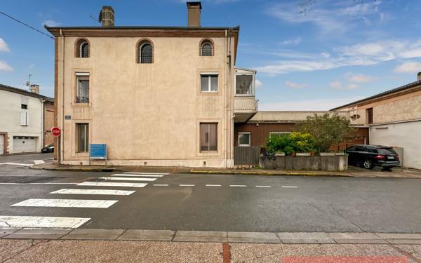 Maison à vendre    8 pièces • 429 m2 Graulhet