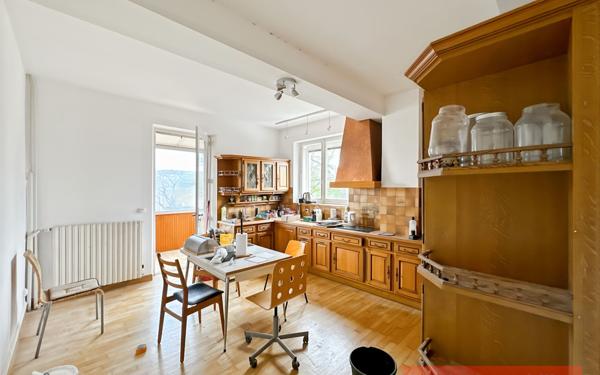 Maison à vendre    8 pièces • 429 m2 Graulhet