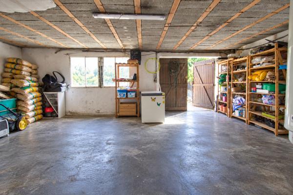 Layrac - Maison de ville de 186m2, composée de 6 chambres, climatisation, garage et jardin.