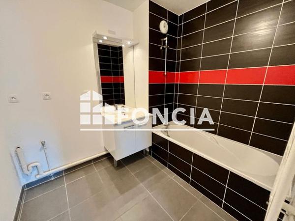 Location Appartement 4 pièces 78.71 m² - 56 RUE FRANCOIS CORDON Brest 29200