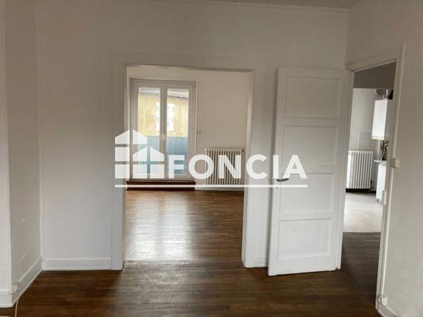 À vendre Immeuble 178 m² - Chabanais 16150