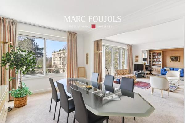 Paris XVI Appartement avec balcon et vue dégagée