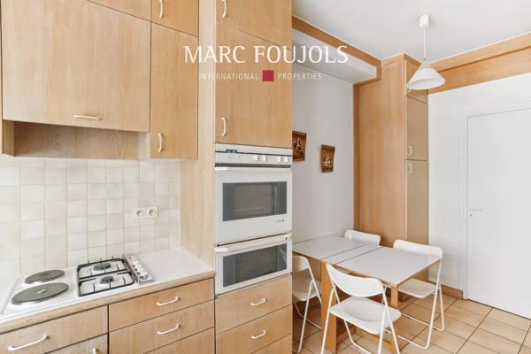 Paris XVI Appartement avec balcon et vue dégagée