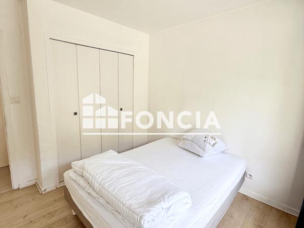 Location Appartement meublé 2 pièces 36 m² - 10 ROUTE DES VIGNES Saint-julien-en-genevois 74160