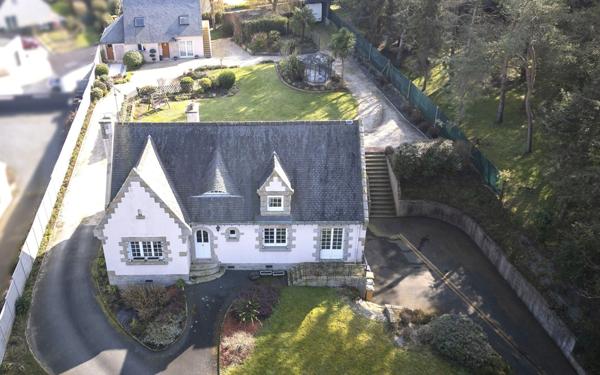 Maison à vendre    8 pièces • 269 m2 Yffiniac