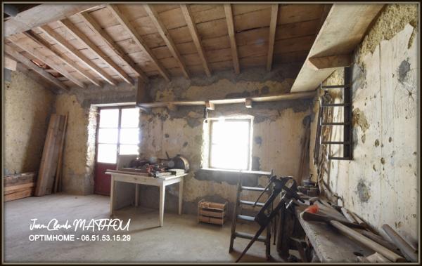 Maison d'environ 71 m2 à rénover