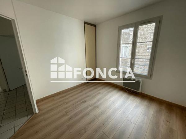 Location Appartement 4 pièces 82.46 m² - 20 GRANDE RUE Montluel 01120