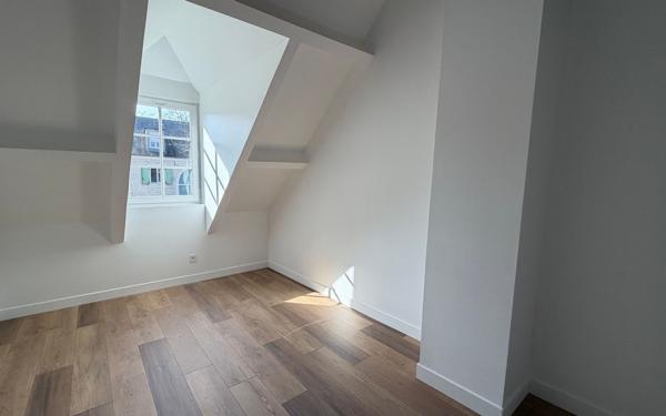 Maison à vendre    3 pièces • 65 m2 Étampes