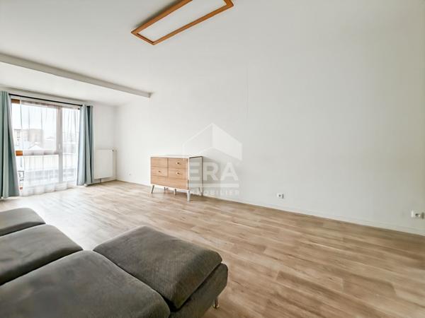 Appartement Montreuil 3 pièce(s) 63,01 m² avec place de parking en sous-sol et  grand local vélo