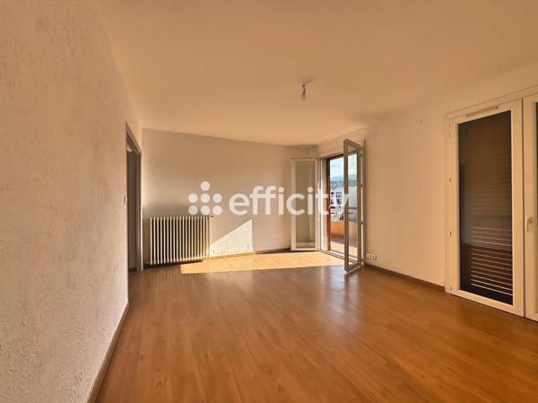 Appartement
         4 pièces
        - 88 m² 162 000 € *