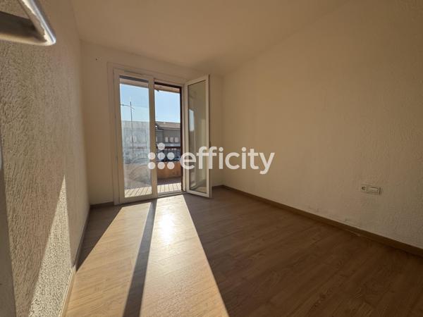 Appartement
         4 pièces
        - 88 m² 162 000 € *