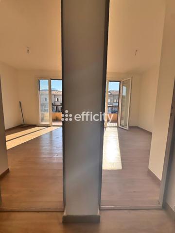 Appartement
         4 pièces
        - 88 m² 162 000 € *