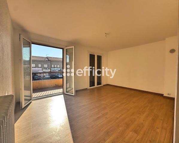 Appartement
         4 pièces
        - 88 m² 162 000 € *