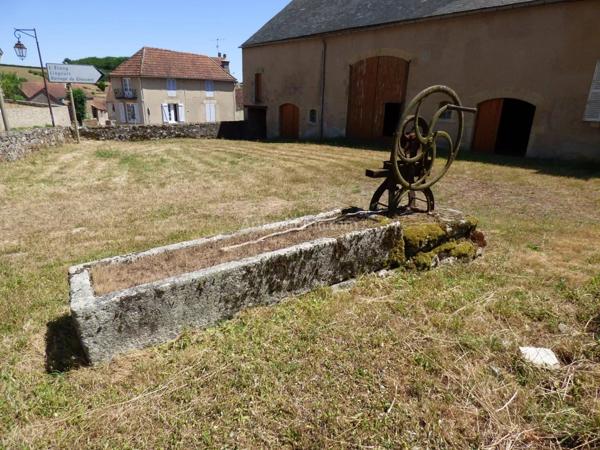 Vente Ferme 7 pièces 103 m2 à Quarré-les-Tombes