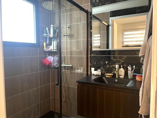 Maison contemporaine six pièces