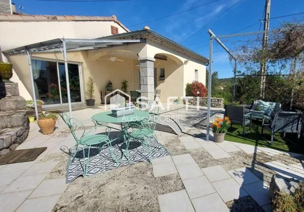 07140 Les Vans : Ensemble de deux maisons sur 4150m² de terrain