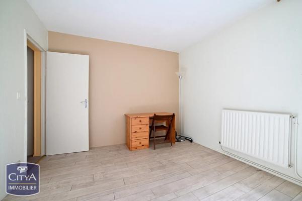 Appartement à vendre 4 pièces 102.18m² Poitiers (86000)