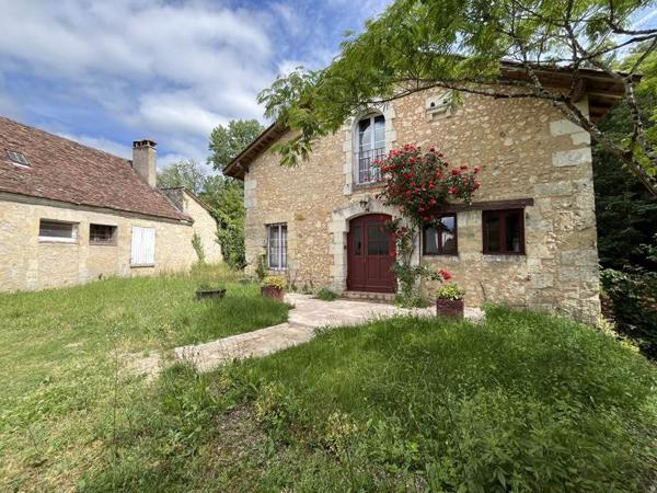 Maison 699 990 € Mussidan 12 p 470 m² DPE D