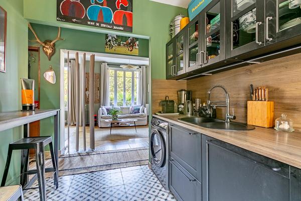 Appartement rénové avec terrasse et jardin proche de la gare de Chantilly