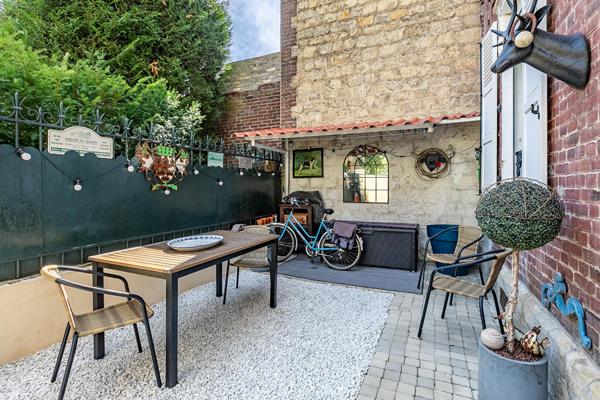 Appartement rénové avec terrasse et jardin proche de la gare de Chantilly