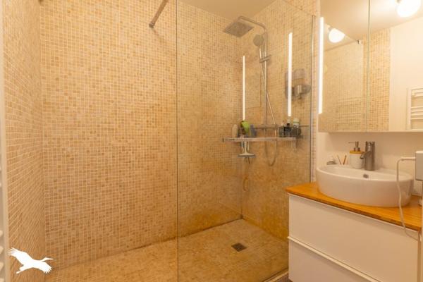 Appartement 220 950 € Bordeaux 2 p 47 m² DPE C