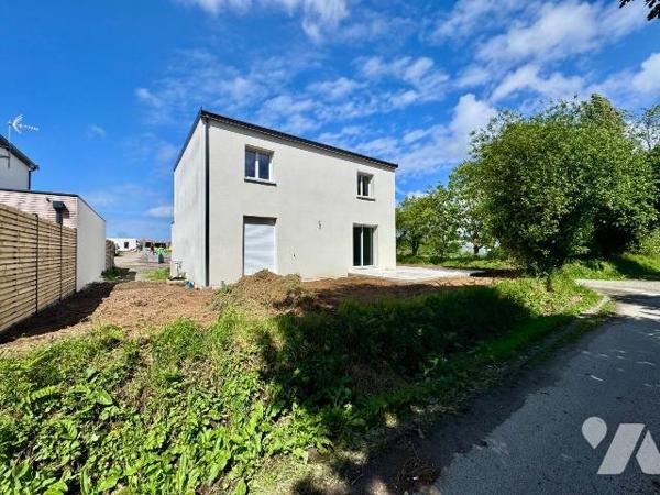 LANNILIS- CONTEMPORAINE NEUVE - 123 m² - 
Idéalement située en fond de lotissement , cette con...