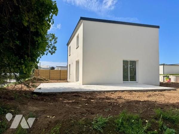 LANNILIS- CONTEMPORAINE NEUVE - 123 m² - 
Idéalement située en fond de lotissement , cette con...