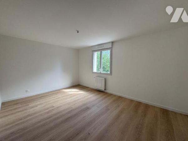 LANNILIS- CONTEMPORAINE NEUVE - 123 m² - 
Idéalement située en fond de lotissement , cette con...