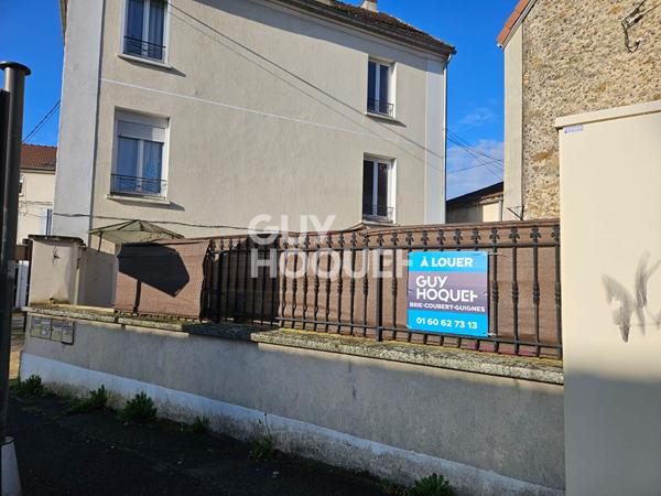 A 5 minutes de la gare de Verneuil l'étang
