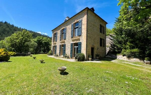 Vente Propriété Demeure Mende   